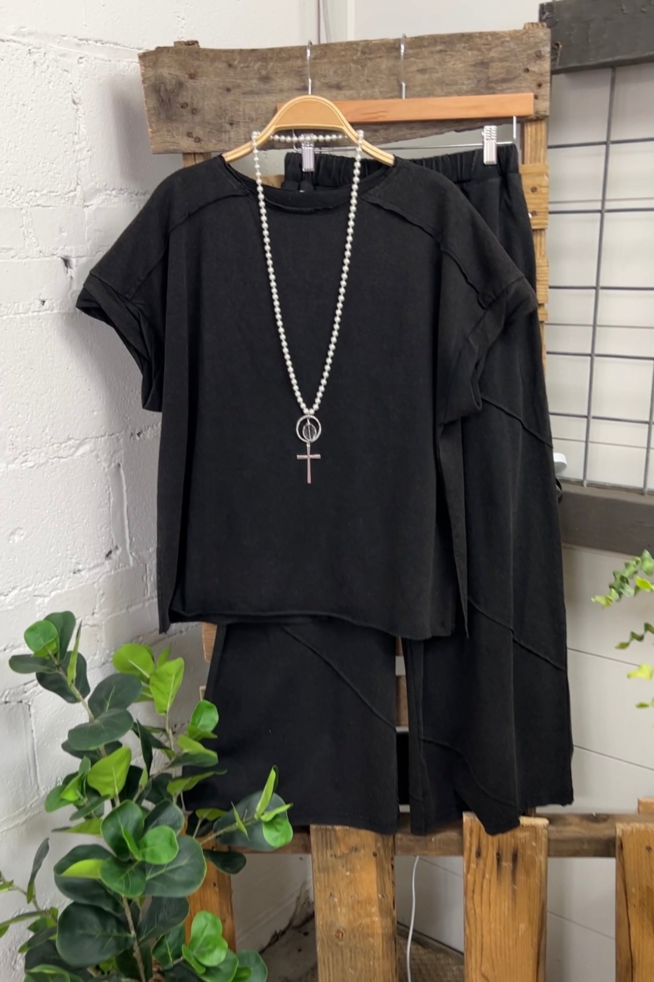 HOT SALE Rolled Tee & Spiral Layered Trousers Loose Set (Buy 2 Free Shippng)
