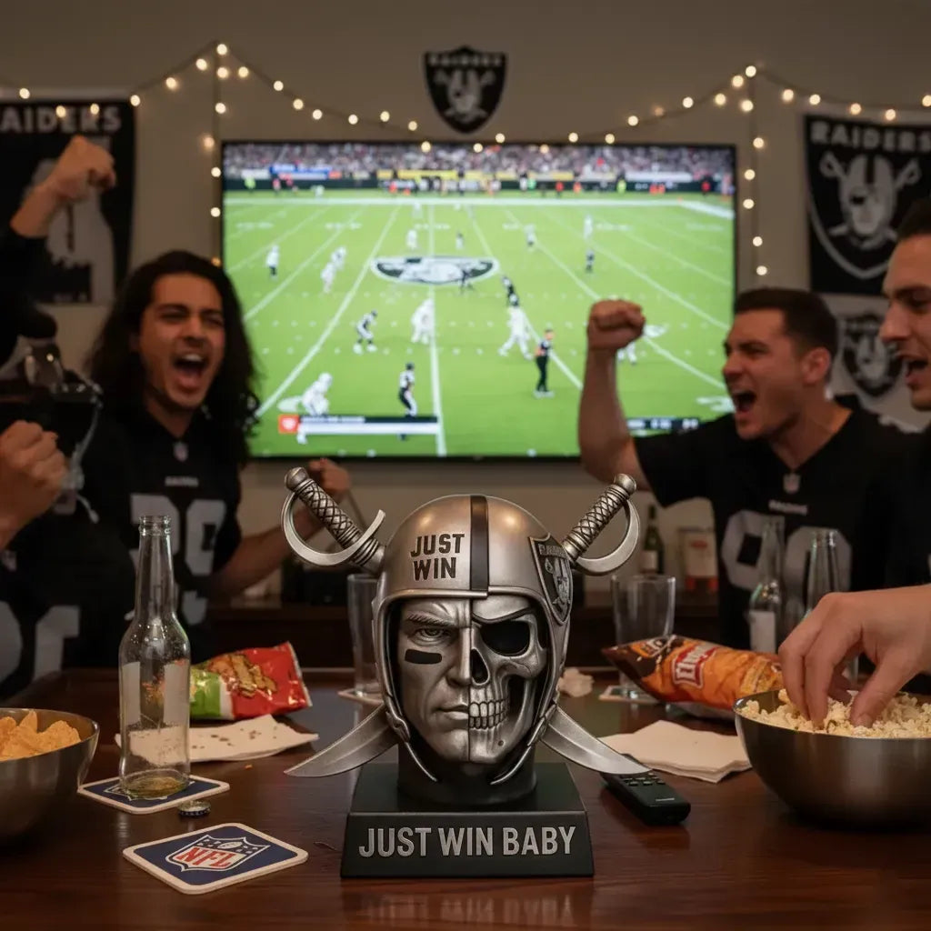 🏴☠️ Las Vegas Raiders Skull Helmet Display Model